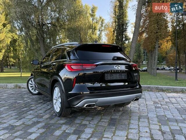 Черный Инфинити QX50, объемом двигателя 2 л и пробегом 84 тыс. км за 23999 $, фото 61 на Automoto.ua