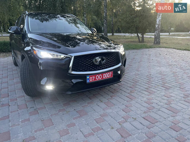 Чорний Інфініті QX50, об'ємом двигуна 2 л та пробігом 162 тис. км за 20999 $, фото 3 на Automoto.ua