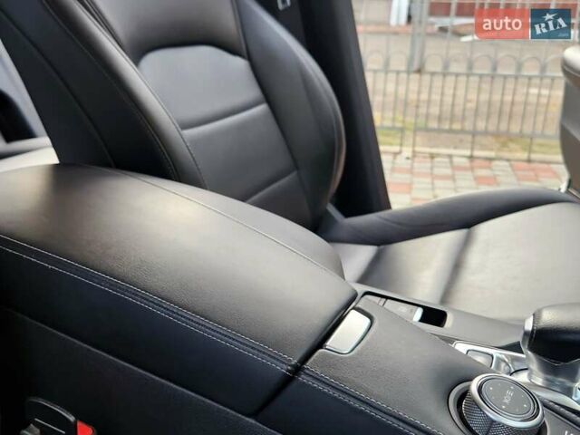 Черный Инфинити QX50, объемом двигателя 2 л и пробегом 49 тыс. км за 21777 $, фото 28 на Automoto.ua
