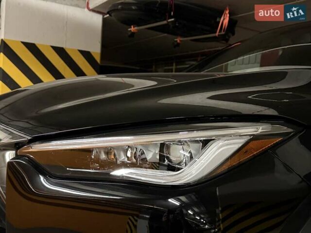 Черный Инфинити QX50, объемом двигателя 1.99 л и пробегом 61 тыс. км за 29900 $, фото 1 на Automoto.ua