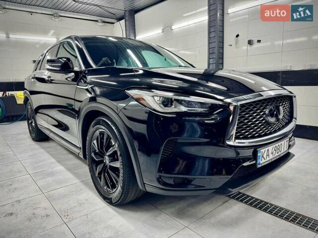 Черный Инфинити QX50, объемом двигателя 2 л и пробегом 40 тыс. км за 27500 $, фото 7 на Automoto.ua