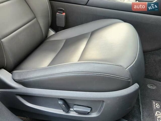 Черный Инфинити QX50, объемом двигателя 2 л и пробегом 49 тыс. км за 21777 $, фото 31 на Automoto.ua