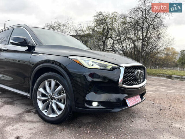 Чорний Інфініті QX50, об'ємом двигуна 1.99 л та пробігом 98 тис. км за 21900 $, фото 42 на Automoto.ua