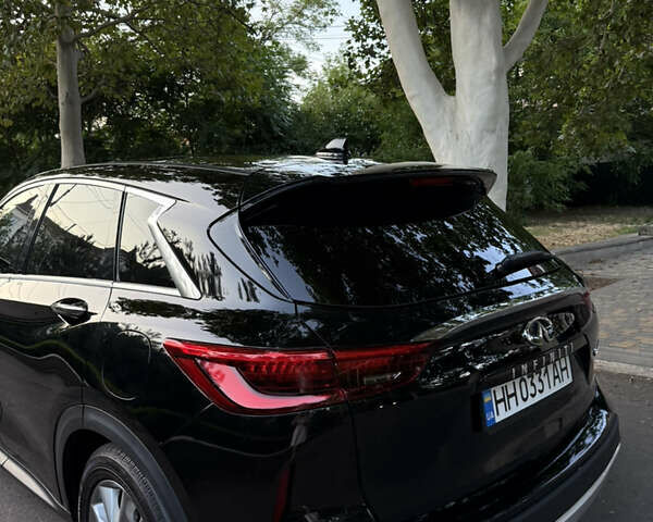Черный Инфинити QX50, объемом двигателя 2 л и пробегом 62 тыс. км за 24500 $, фото 18 на Automoto.ua