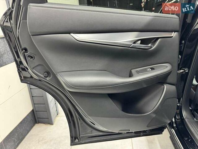 Черный Инфинити QX50, объемом двигателя 2 л и пробегом 40 тыс. км за 27500 $, фото 25 на Automoto.ua