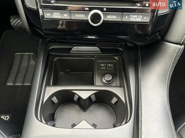 Чорний Інфініті QX50, об'ємом двигуна 1.99 л та пробігом 98 тис. км за 21900 $, фото 21 на Automoto.ua