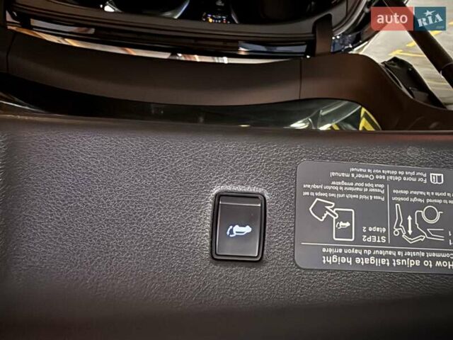 Черный Инфинити QX50, объемом двигателя 1.99 л и пробегом 61 тыс. км за 29900 $, фото 22 на Automoto.ua