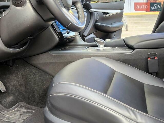 Черный Инфинити QX50, объемом двигателя 2 л и пробегом 49 тыс. км за 21777 $, фото 23 на Automoto.ua