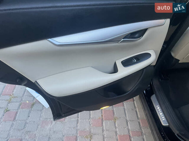 Чорний Інфініті QX50, об'ємом двигуна 2 л та пробігом 162 тис. км за 20999 $, фото 61 на Automoto.ua