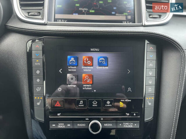 Чорний Інфініті QX50, об'ємом двигуна 1.99 л та пробігом 98 тис. км за 21900 $, фото 22 на Automoto.ua