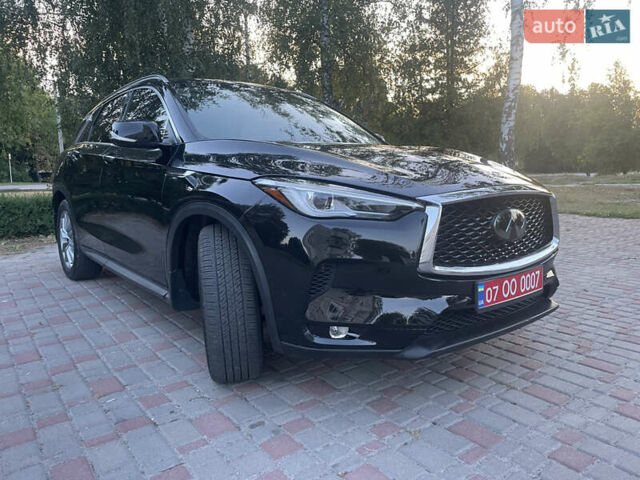 Чорний Інфініті QX50, об'ємом двигуна 2 л та пробігом 162 тис. км за 20999 $, фото 19 на Automoto.ua