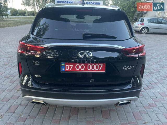 Чорний Інфініті QX50, об'ємом двигуна 2 л та пробігом 162 тис. км за 20999 $, фото 33 на Automoto.ua