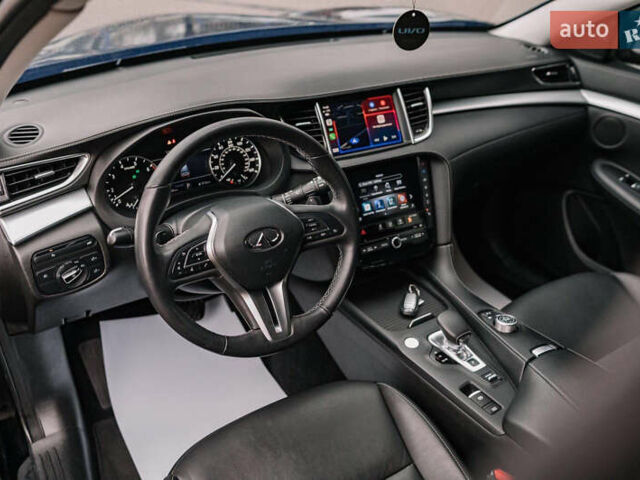 Чорний Інфініті QX50, об'ємом двигуна 1.99 л та пробігом 99 тис. км за 19399 $, фото 4 на Automoto.ua
