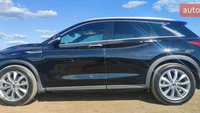 Черный Инфинити QX50, объемом двигателя 2 л и пробегом 80 тыс. км за 25999 $, фото 16 на Automoto.ua
