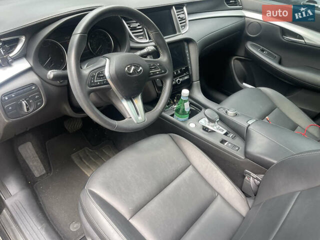 Черный Инфинити QX50, объемом двигателя 1.99 л и пробегом 71 тыс. км за 24000 $, фото 6 на Automoto.ua