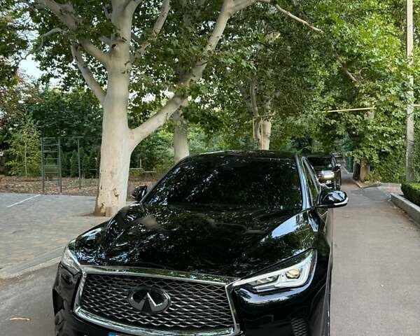 Черный Инфинити QX50, объемом двигателя 2 л и пробегом 62 тыс. км за 24500 $, фото 3 на Automoto.ua