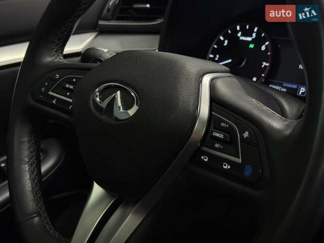 Черный Инфинити QX50, объемом двигателя 2 л и пробегом 83 тыс. км за 21999 $, фото 33 на Automoto.ua