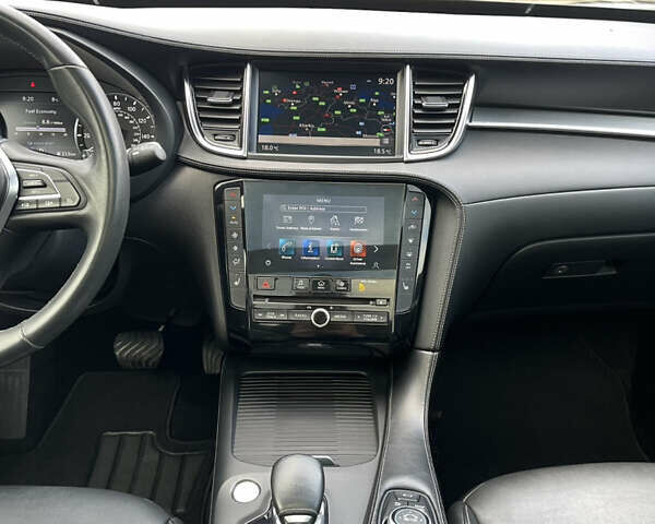 Чорний Інфініті QX50, об'ємом двигуна 1.99 л та пробігом 98 тис. км за 21900 $, фото 18 на Automoto.ua