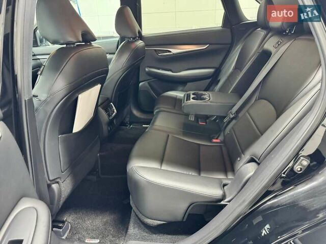 Черный Инфинити QX50, объемом двигателя 2 л и пробегом 40 тыс. км за 27500 $, фото 18 на Automoto.ua