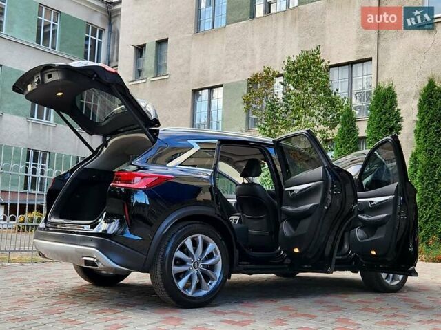 Черный Инфинити QX50, объемом двигателя 2 л и пробегом 49 тыс. км за 21777 $, фото 37 на Automoto.ua
