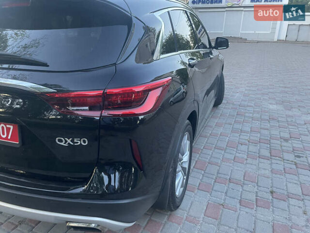 Чорний Інфініті QX50, об'ємом двигуна 2 л та пробігом 162 тис. км за 20999 $, фото 34 на Automoto.ua