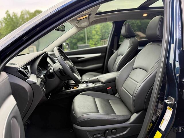 Черный Инфинити QX50, объемом двигателя 2 л и пробегом 48 тыс. км за 8300 $, фото 8 на Automoto.ua