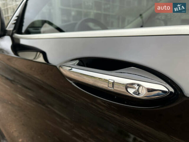 Чорний Інфініті QX50, об'ємом двигуна 1.99 л та пробігом 98 тис. км за 21900 $, фото 11 на Automoto.ua