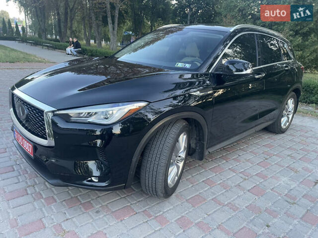 Чорний Інфініті QX50, об'ємом двигуна 2 л та пробігом 162 тис. км за 20999 $, фото 22 на Automoto.ua