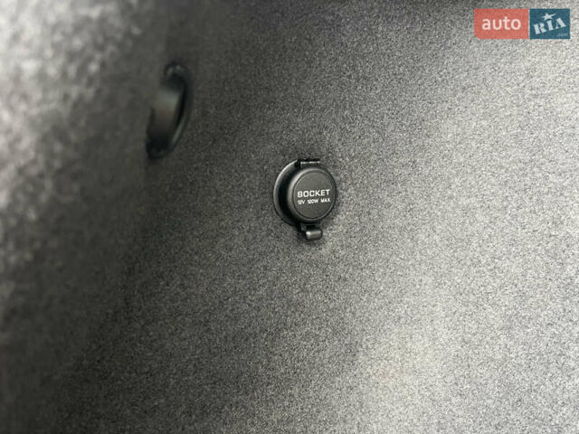 Чорний Інфініті QX50, об'ємом двигуна 1.99 л та пробігом 98 тис. км за 21900 $, фото 40 на Automoto.ua