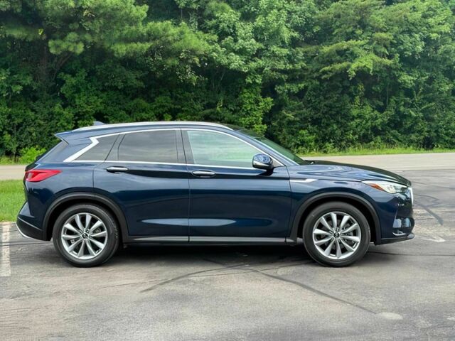 Черный Инфинити QX50, объемом двигателя 2 л и пробегом 48 тыс. км за 8300 $, фото 7 на Automoto.ua