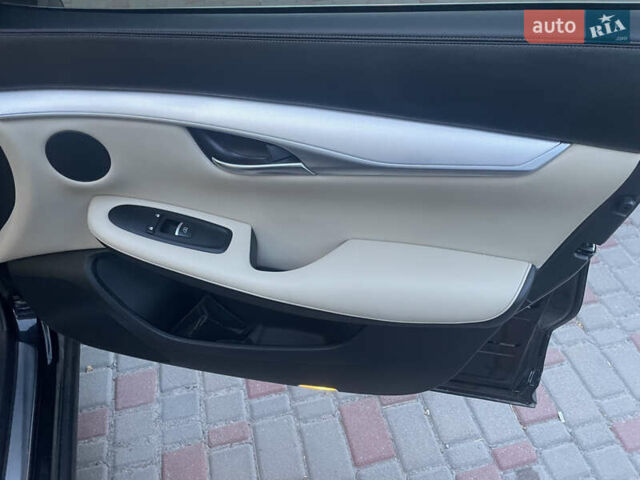 Чорний Інфініті QX50, об'ємом двигуна 2 л та пробігом 162 тис. км за 20999 $, фото 59 на Automoto.ua