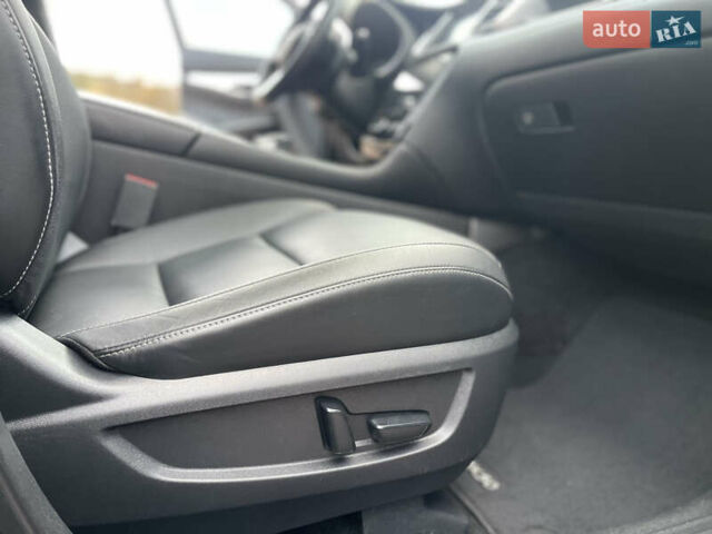 Чорний Інфініті QX50, об'ємом двигуна 1.99 л та пробігом 98 тис. км за 21900 $, фото 31 на Automoto.ua