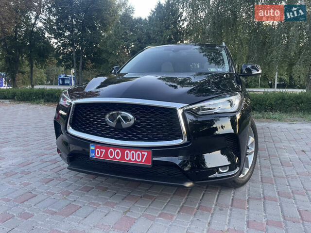 Чорний Інфініті QX50, об'ємом двигуна 2 л та пробігом 162 тис. км за 20999 $, фото 18 на Automoto.ua