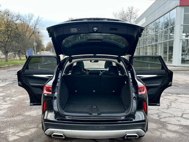 Чорний Інфініті QX50, об'ємом двигуна 1.99 л та пробігом 98 тис. км за 21900 $, фото 38 на Automoto.ua
