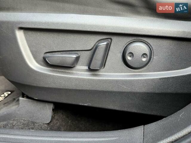 Черный Инфинити QX50, объемом двигателя 2 л и пробегом 49 тыс. км за 21777 $, фото 24 на Automoto.ua