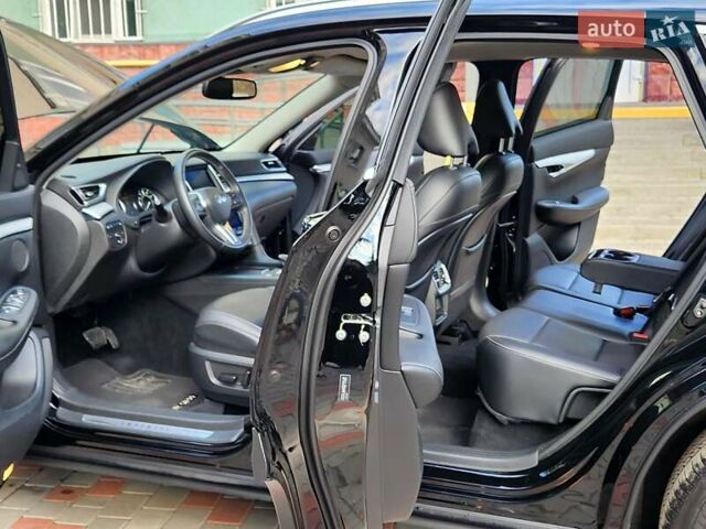 Черный Инфинити QX50, объемом двигателя 2 л и пробегом 49 тыс. км за 21777 $, фото 35 на Automoto.ua