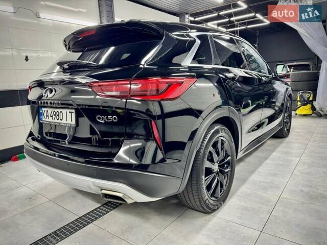 Черный Инфинити QX50, объемом двигателя 2 л и пробегом 40 тыс. км за 27500 $, фото 11 на Automoto.ua