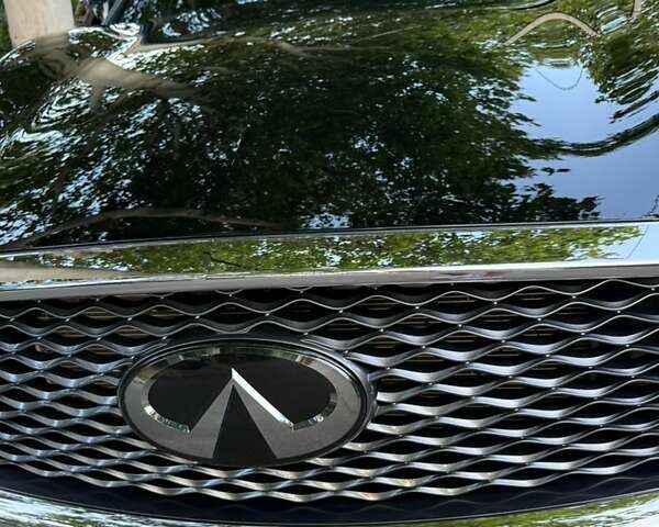 Черный Инфинити QX50, объемом двигателя 2 л и пробегом 62 тыс. км за 24500 $, фото 1 на Automoto.ua
