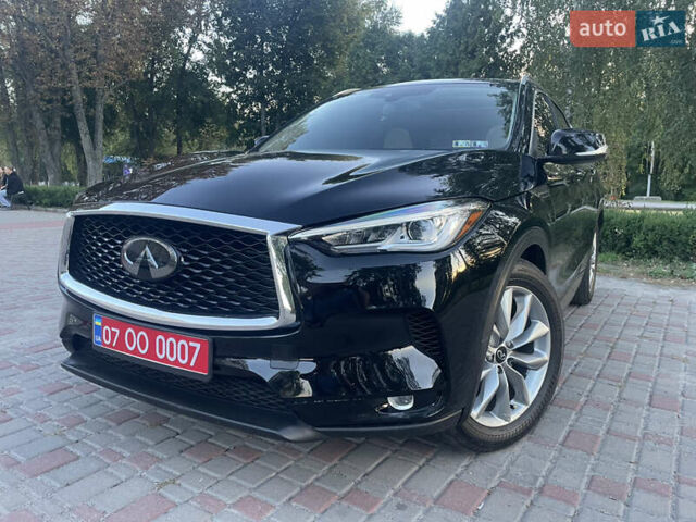 Чорний Інфініті QX50, об'ємом двигуна 2 л та пробігом 162 тис. км за 20999 $, фото 20 на Automoto.ua