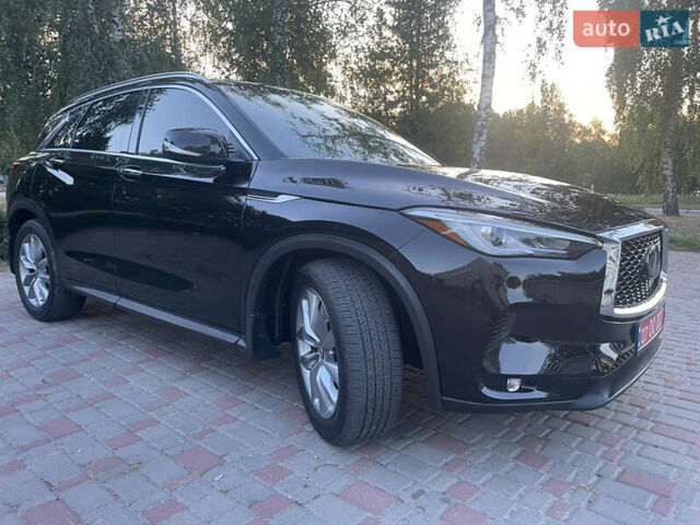 Чорний Інфініті QX50, об'ємом двигуна 2 л та пробігом 162 тис. км за 20999 $, фото 17 на Automoto.ua