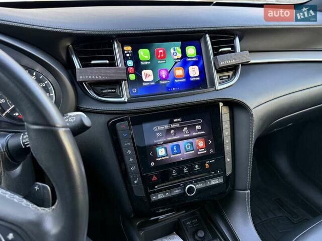 Черный Инфинити QX50, объемом двигателя 1.99 л и пробегом 61 тыс. км за 29900 $, фото 45 на Automoto.ua