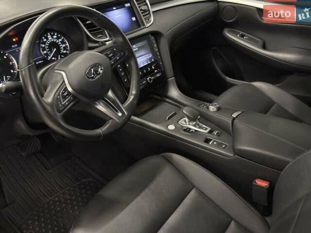 Черный Инфинити QX50, объемом двигателя 2 л и пробегом 80 тыс. км за 25999 $, фото 5 на Automoto.ua