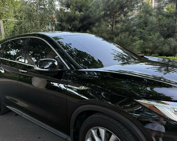 Черный Инфинити QX50, объемом двигателя 2 л и пробегом 62 тыс. км за 24500 $, фото 12 на Automoto.ua