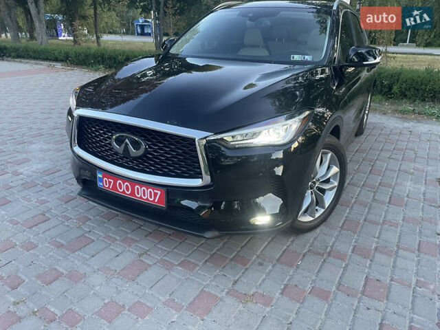 Чорний Інфініті QX50, об'ємом двигуна 2 л та пробігом 162 тис. км за 20999 $, фото 1 на Automoto.ua