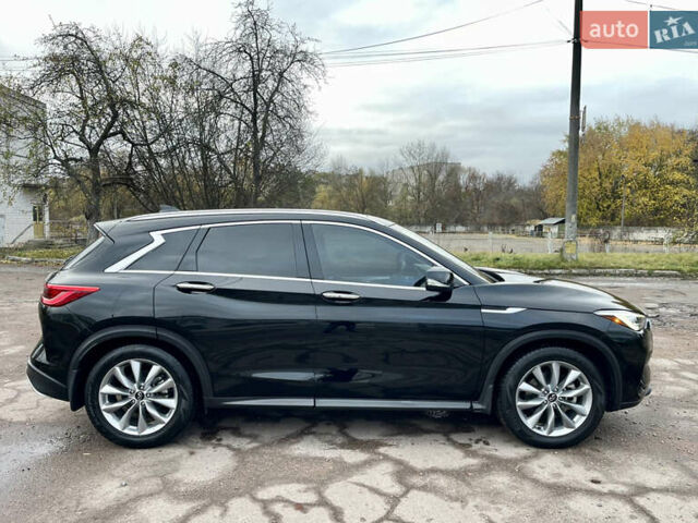 Чорний Інфініті QX50, об'ємом двигуна 1.99 л та пробігом 98 тис. км за 21900 $, фото 5 на Automoto.ua