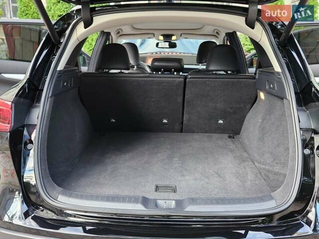 Черный Инфинити QX50, объемом двигателя 2 л и пробегом 49 тыс. км за 21777 $, фото 33 на Automoto.ua