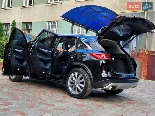Черный Инфинити QX50, объемом двигателя 2 л и пробегом 49 тыс. км за 21777 $, фото 38 на Automoto.ua