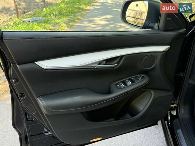 Черный Инфинити QX50, объемом двигателя 1.99 л и пробегом 48 тыс. км за 20900 $, фото 26 на Automoto.ua