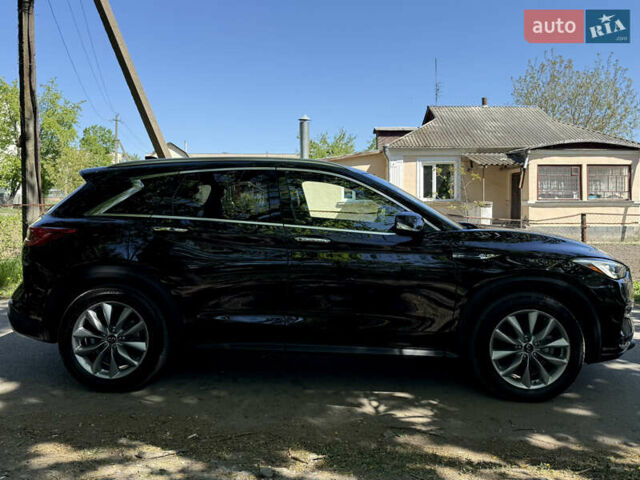 Черный Инфинити QX50, объемом двигателя 1.99 л и пробегом 48 тыс. км за 20900 $, фото 11 на Automoto.ua
