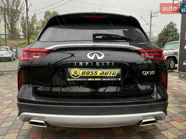Черный Инфинити QX50, объемом двигателя 2 л и пробегом 92 тыс. км за 24999 $, фото 5 на Automoto.ua
